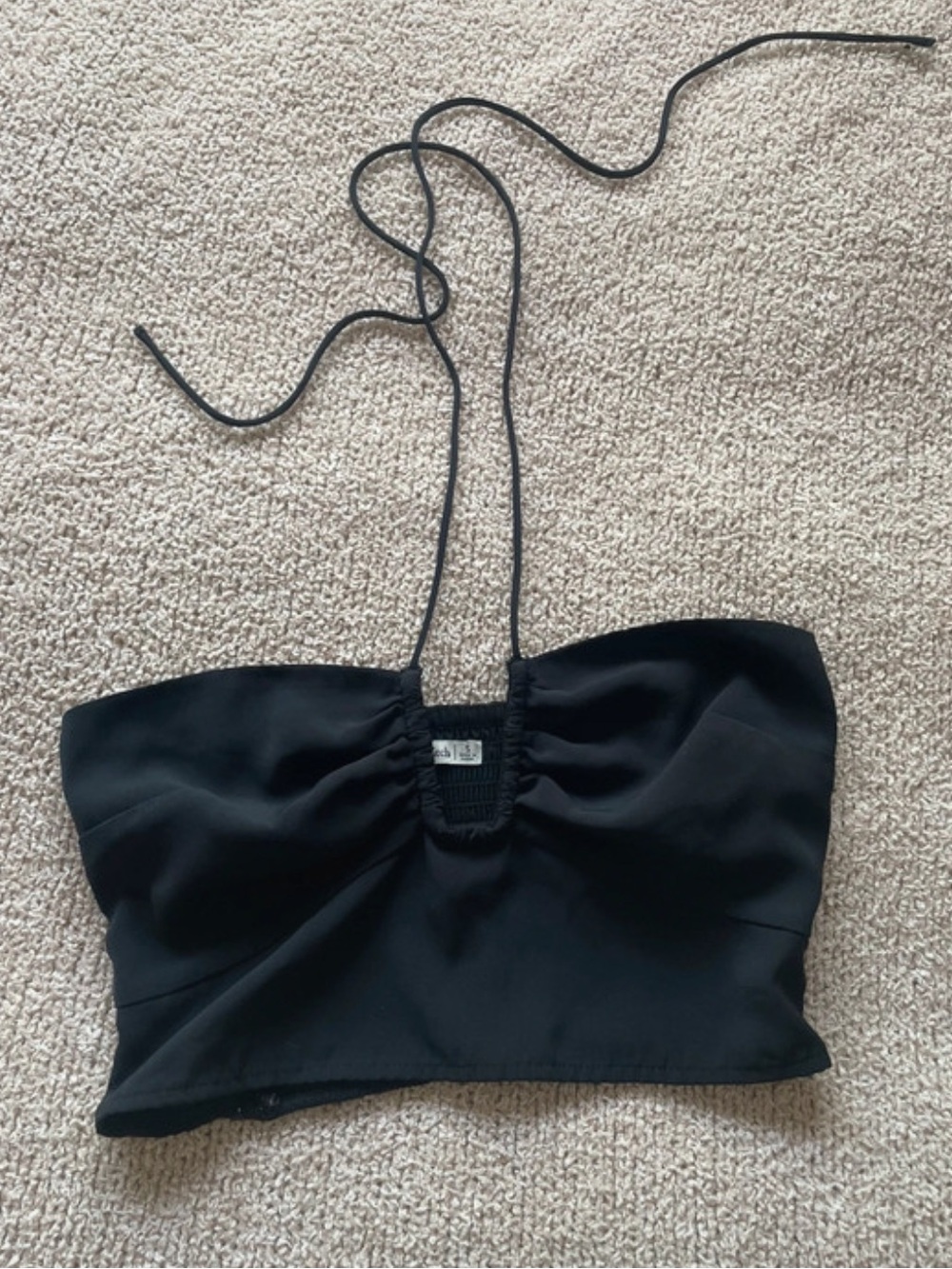 Abercrombie & Fitch Black Halter Crop Top - size Small
